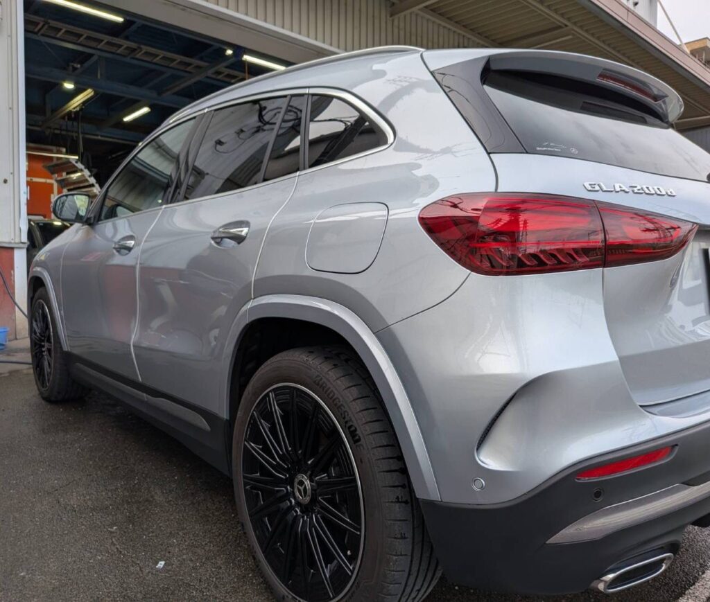 GLA リアバンパー左側 施工後 1